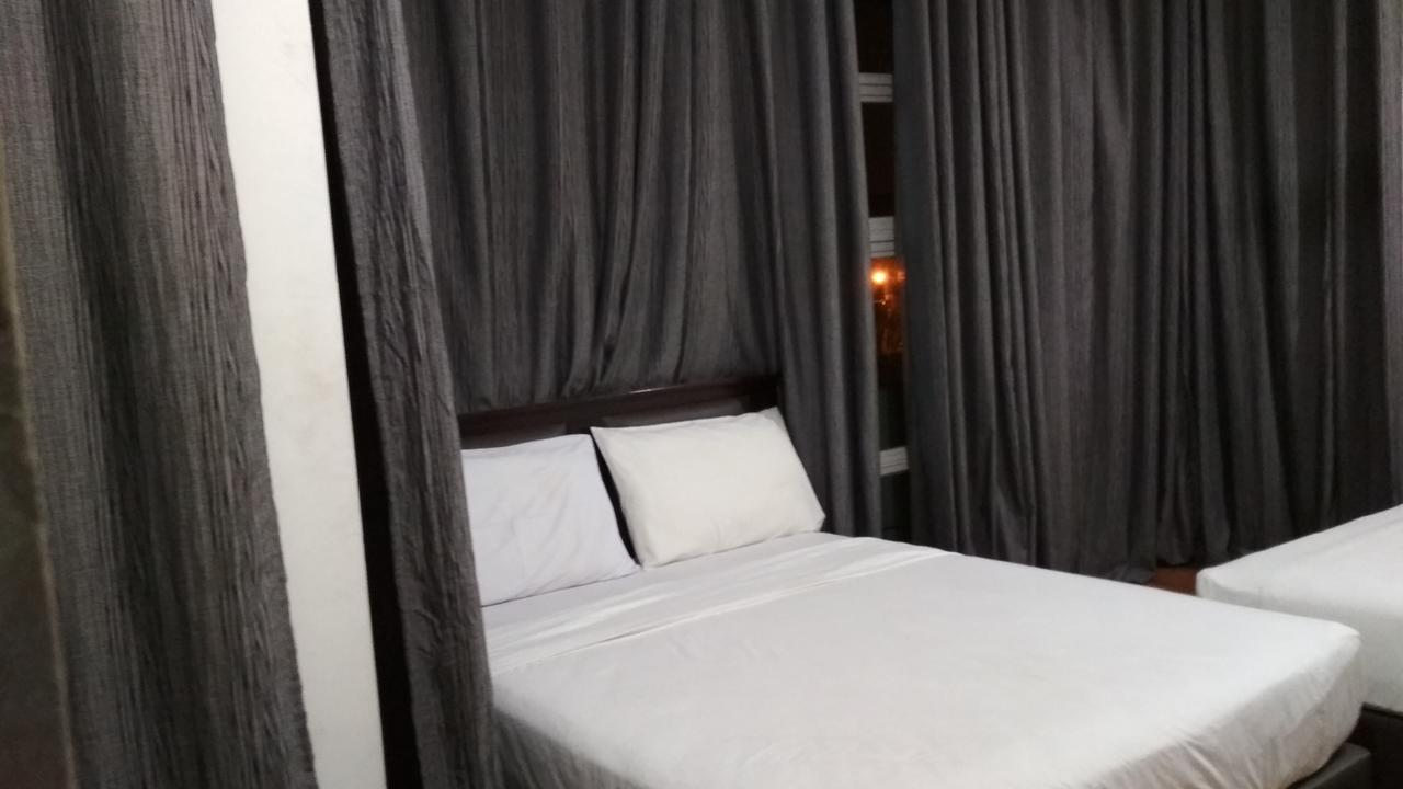 The Hb Hotel Shah Alam Exterior foto